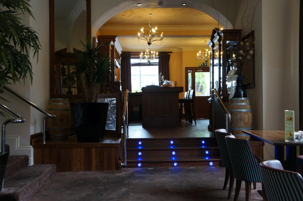 Jacksons Restaurant And Accommodation Ροσκόμον Εξωτερικό φωτογραφία
